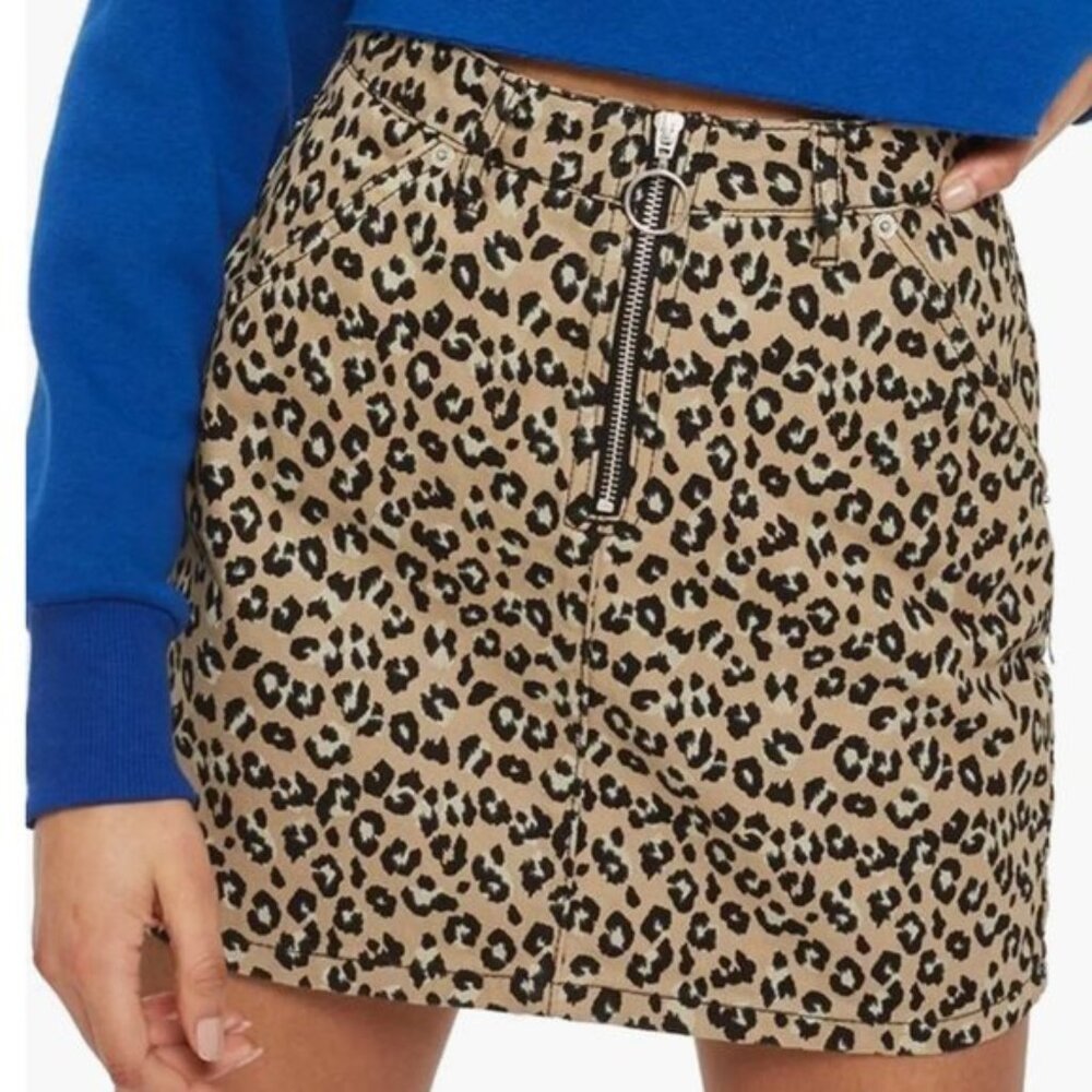 TOPSHOP Moto Half Zip Leopard Print Pocketed Denim Mini Skirt - Size 10